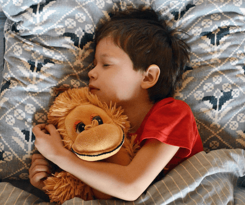 Le sommeil chez les enfants : Comment leur apprendre à bien dormir
